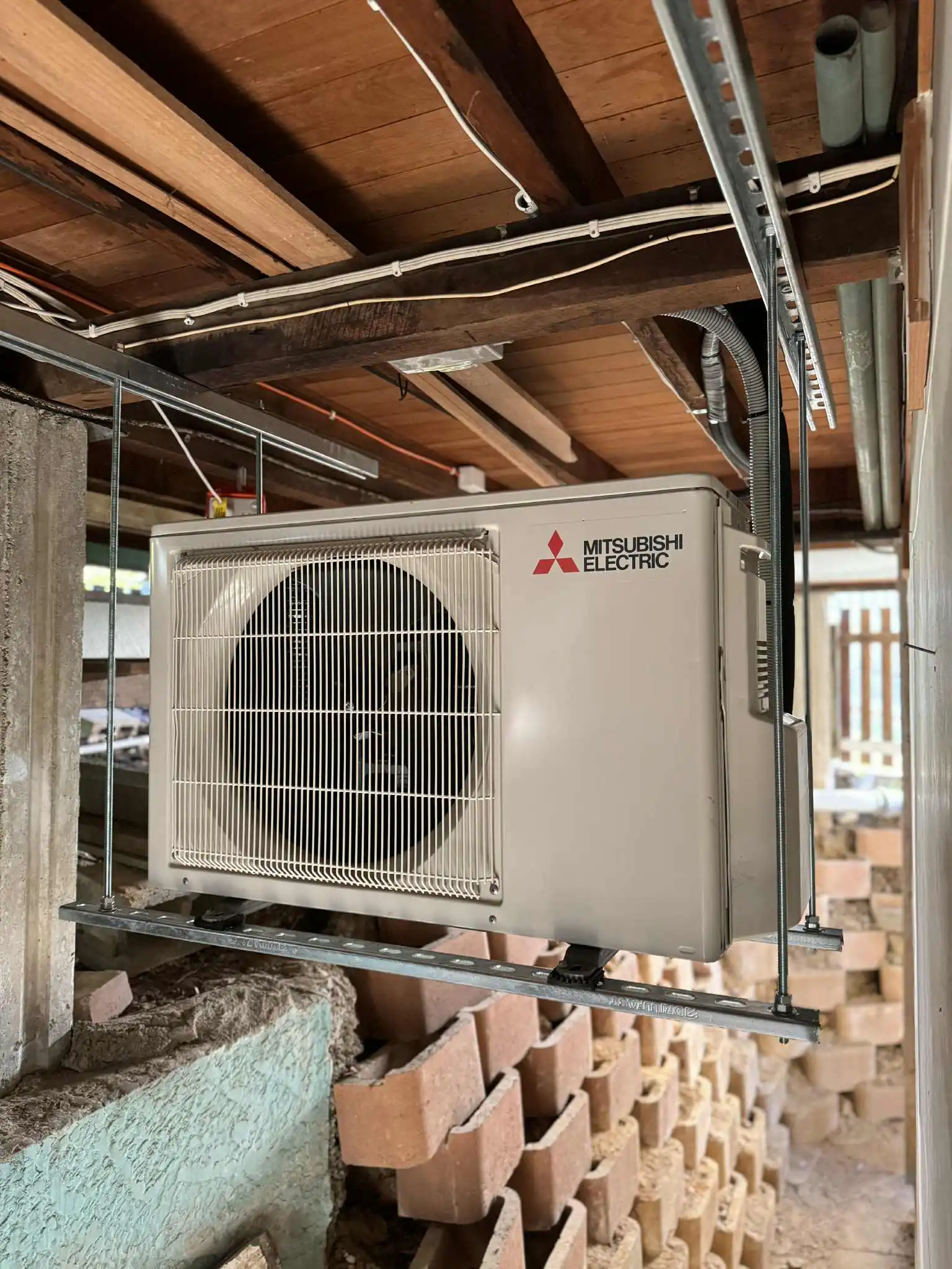 Ducted system ceiling fan coil installation